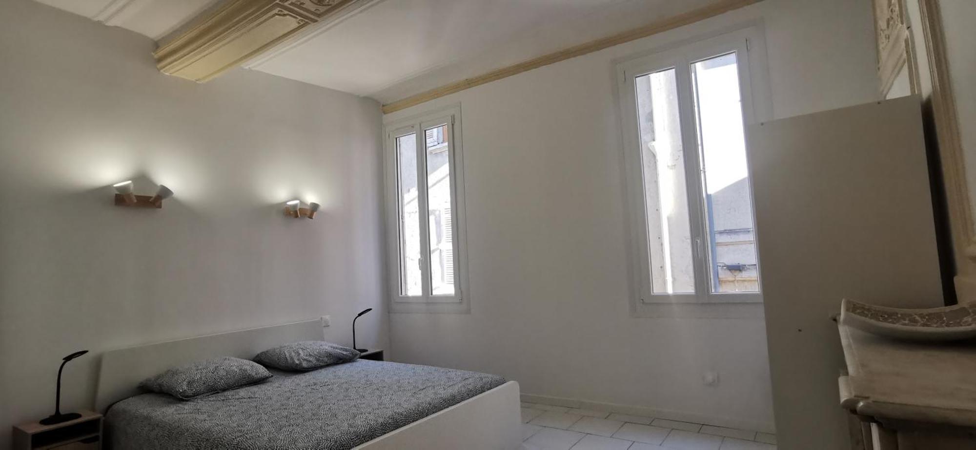 Appartements Et Studio Renoves En 2022, Intra Muros أفينيون المظهر الخارجي الصورة