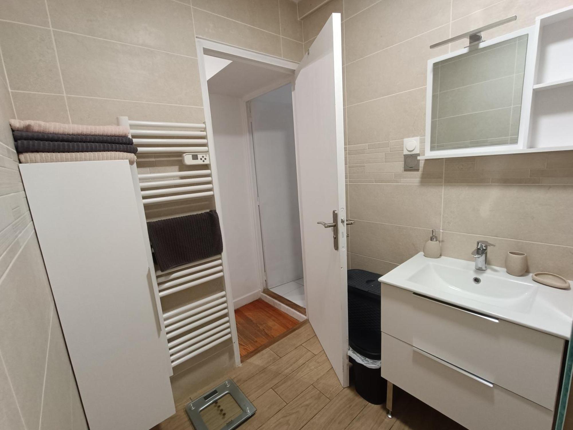 Appartements Et Studio Renoves En 2022, Intra Muros أفينيون المظهر الخارجي الصورة